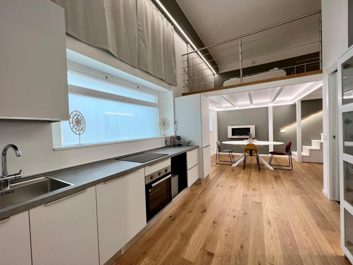 Apartamento Central Luxe Haven Milán Exterior foto